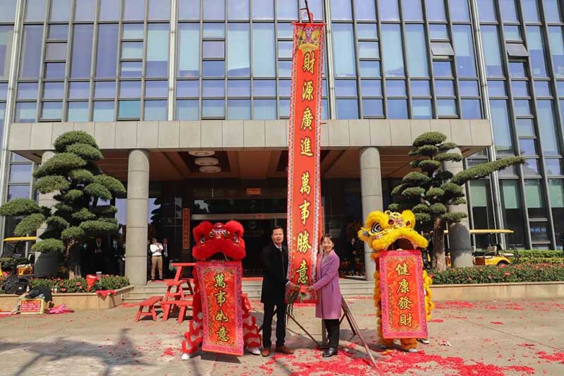 “兔”飞猛进，，，，大展宏“兔”——pg电子模拟器集团开工大吉