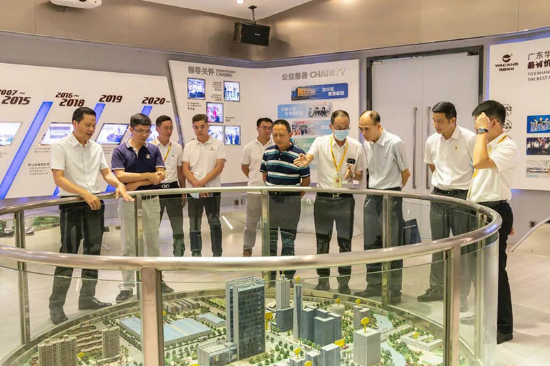 科技立异引领高质量生长|南海区市监局,狮山镇市监所一行莅临pg电子模拟器集团调研指导事情