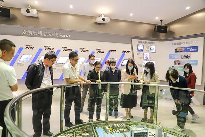江门市市场监视治理局一行莅临pg电子模拟器集团观摩交流